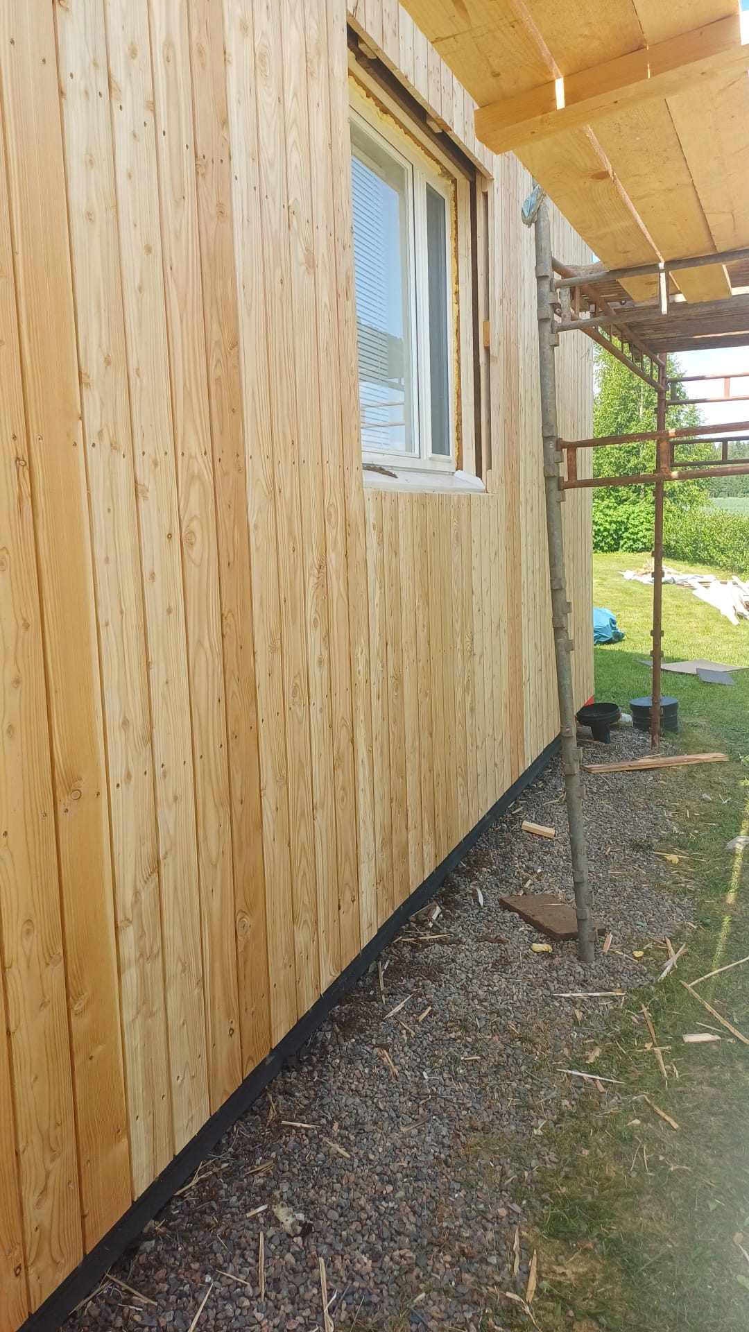 Ulkoverhouspaneeli lehtikuusi 23mm, 28mm